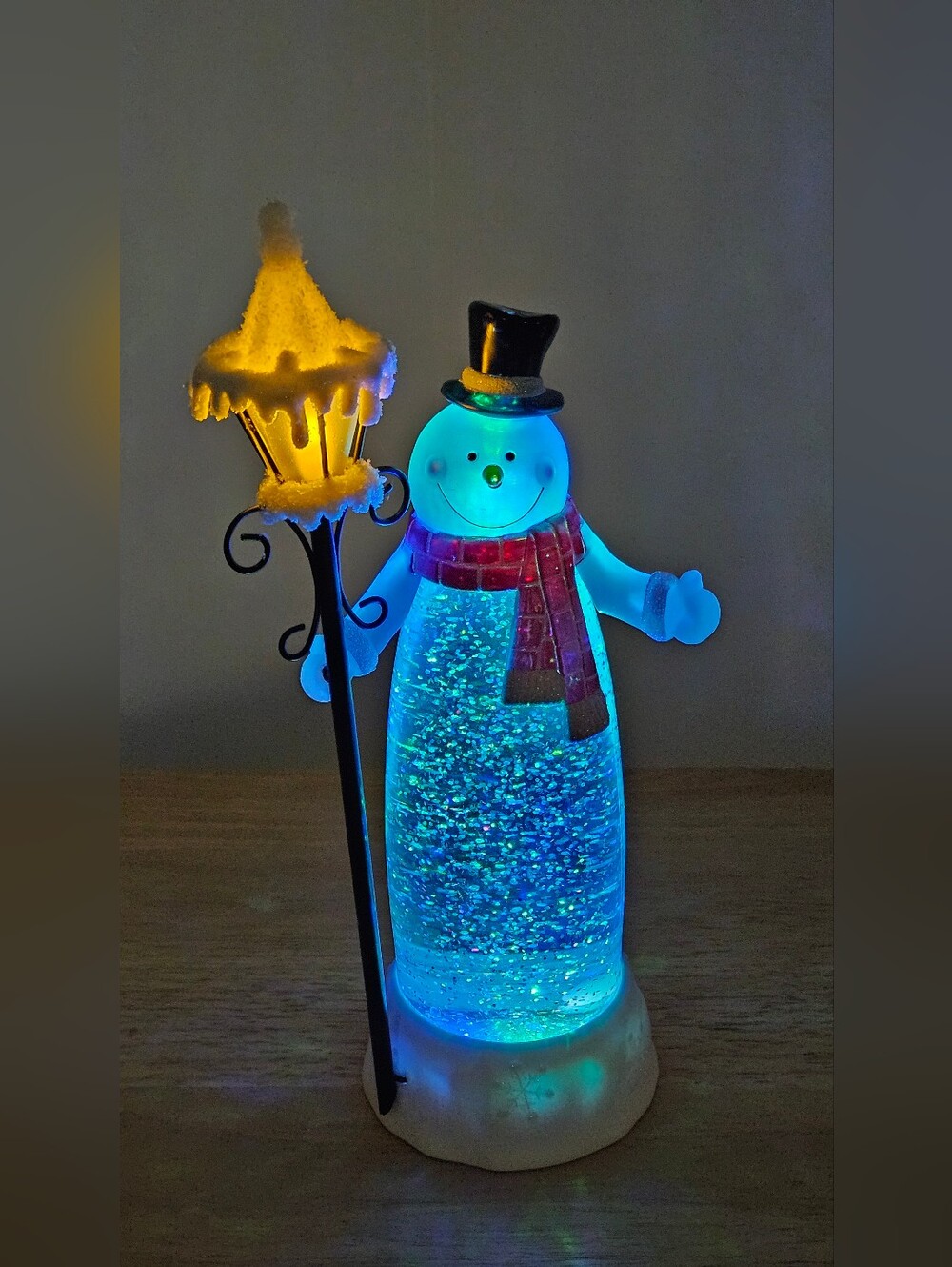LED Sparkling Snowman Snow Globe